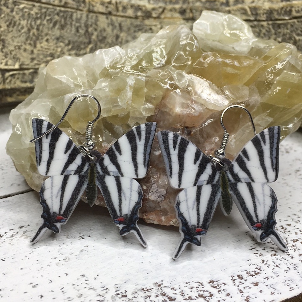 Zebra Acrylic Butterfly Earrings - Picture 5 of 8